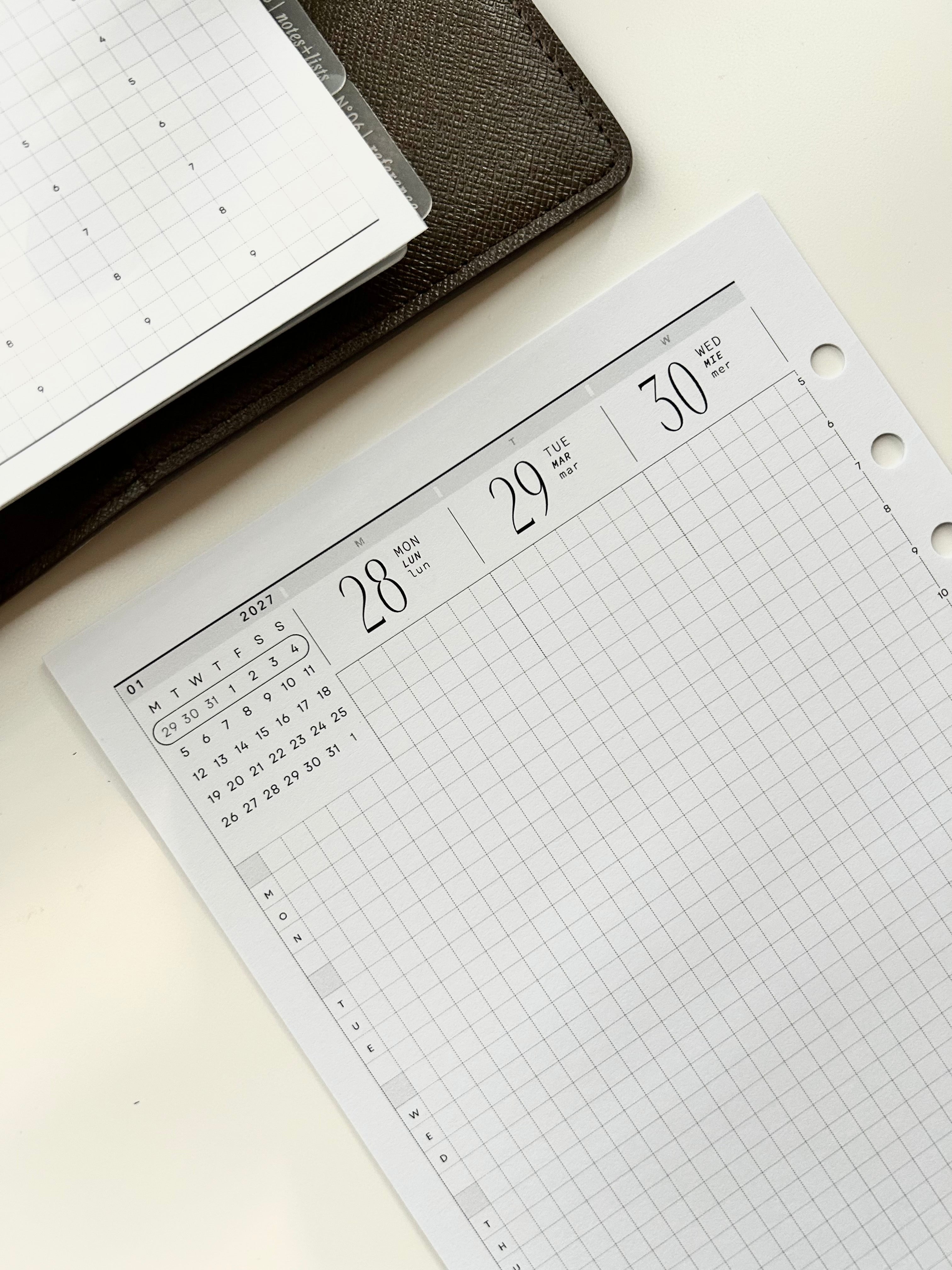2027 open grid HW Weeklies WO2P - A5 PE