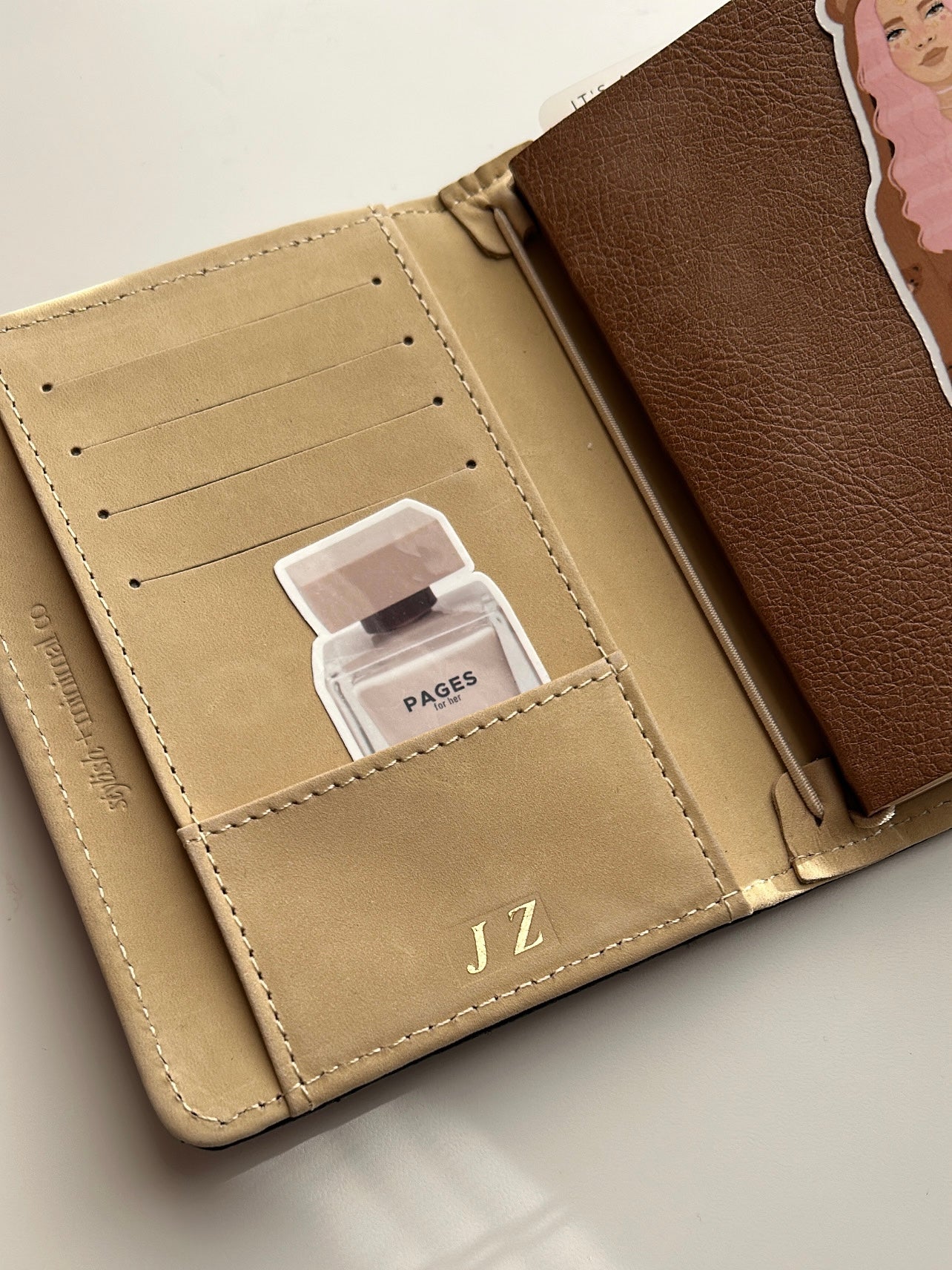 GLITCH black/beige quilted caviar passport TN - ALL SALES FINAL