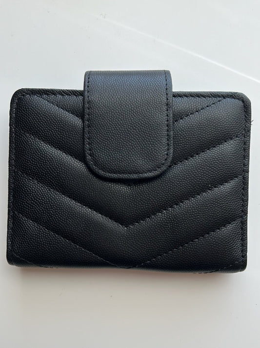 GLITCH black/beige quilted caviar passport TN - ALL SALES FINAL