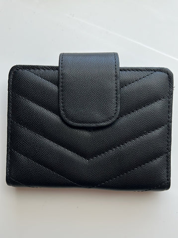 black quilted caviar passport TN cover