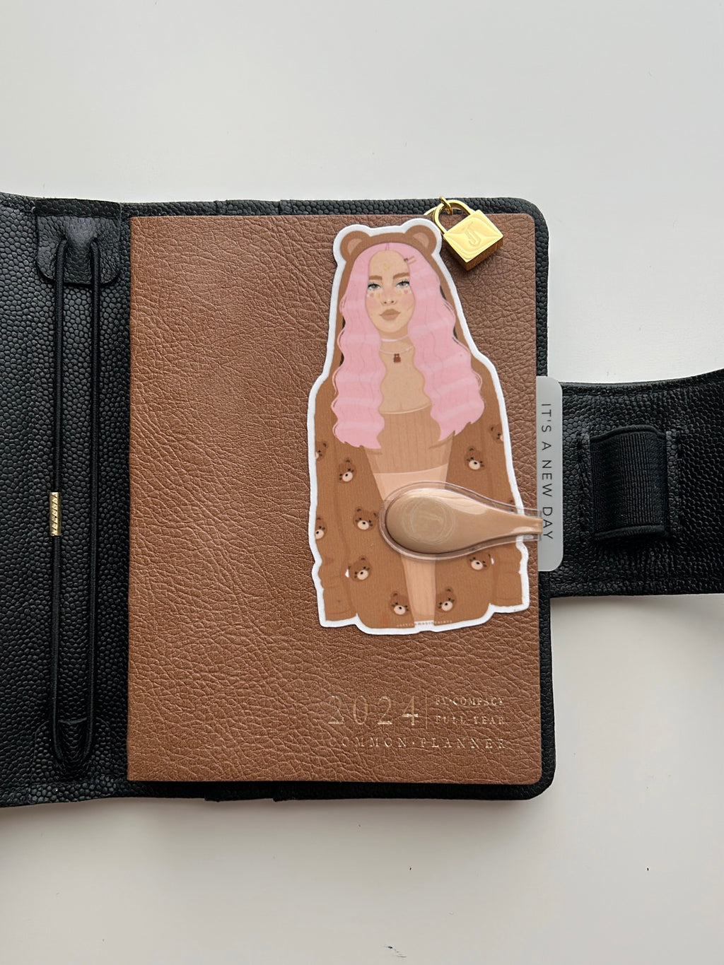 GLITCH black quilted caviar passport TN cover - ALL SALES are FINAL