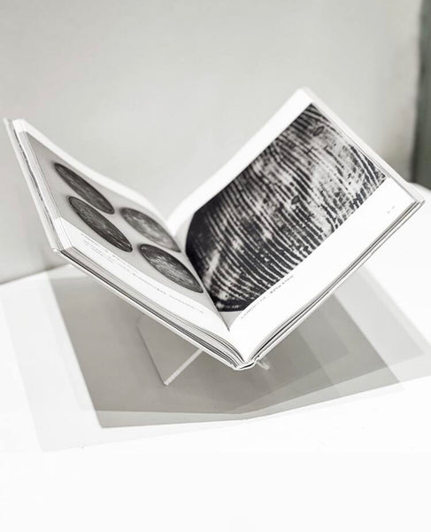 acrylic book/magazine display stand