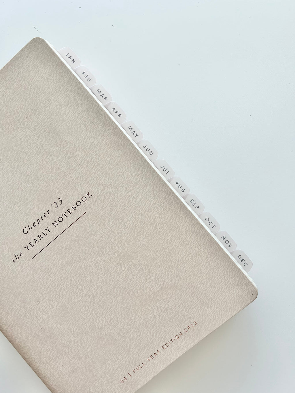 B6 plastic index tabs - months abbreviated