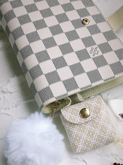 coin purse pom keychain